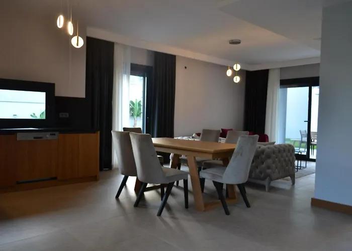 Ayayorgide Odalar Banyolu Sifir *